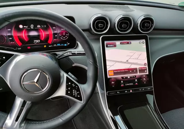 MERCEDES-BENZ Klasa C 220 d 4Matic T 9G-TRONIC Avantgarde