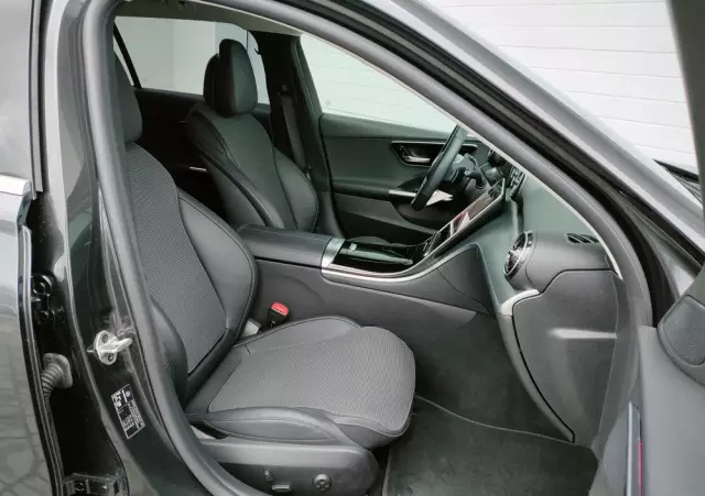 MERCEDES-BENZ Klasa C 220 d 4Matic T 9G-TRONIC Avantgarde