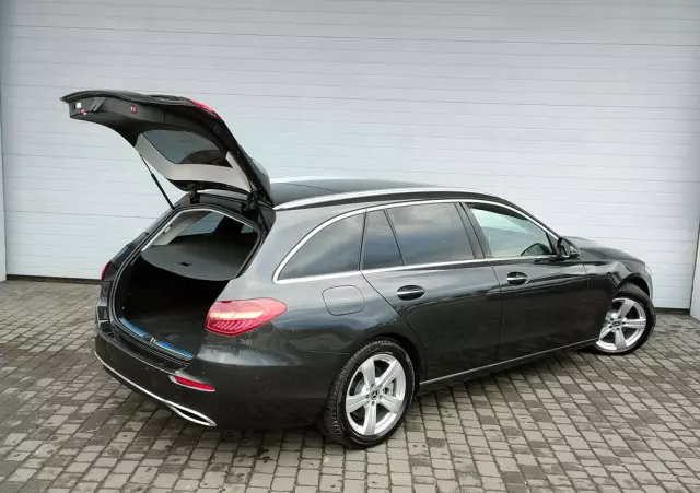 MERCEDES-BENZ Klasa C 220 d 4Matic T 9G-TRONIC Avantgarde