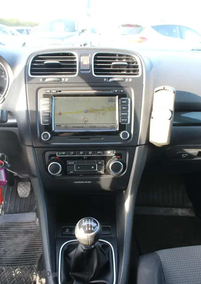 VOLKSWAGEN Golf VI 2.0 TDI Comfortline