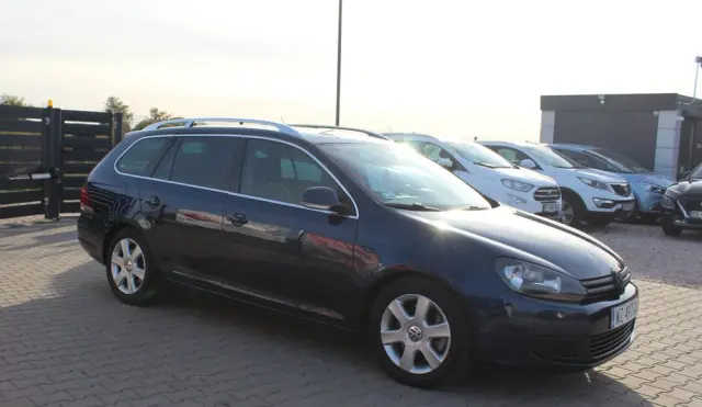 VOLKSWAGEN Golf VI 2.0 TDI Comfortline
