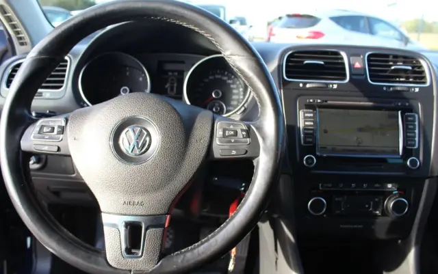 VOLKSWAGEN Golf VI 2.0 TDI Comfortline
