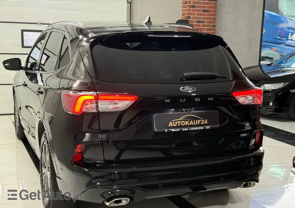 FORD Kuga 2.0 TDCi 2x4 ST-Line