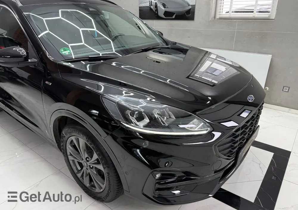 FORD Kuga 2.0 TDCi 2x4 ST-Line