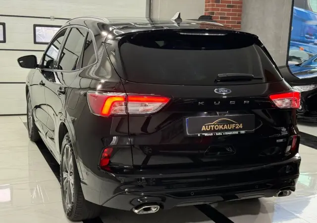 FORD Kuga 2.0 TDCi 2x4 ST-Line
