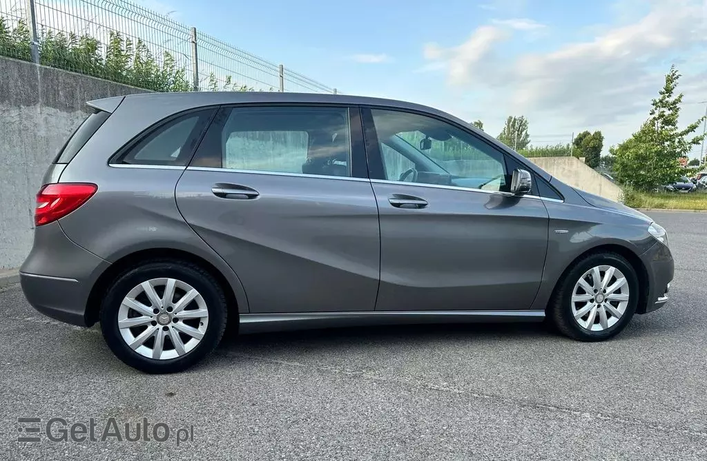 MERCEDES-BENZ Klasa B 