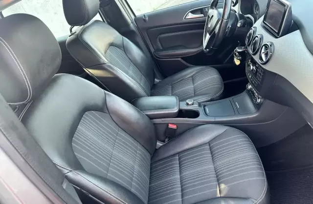 MERCEDES-BENZ Klasa B 