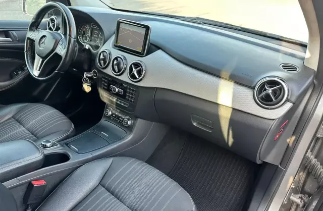 MERCEDES-BENZ Klasa B 