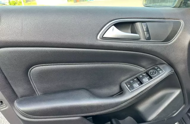 MERCEDES-BENZ Klasa B 