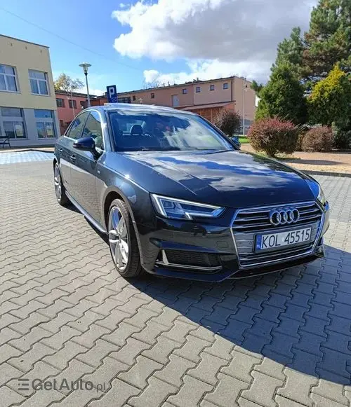 AUDI A4 