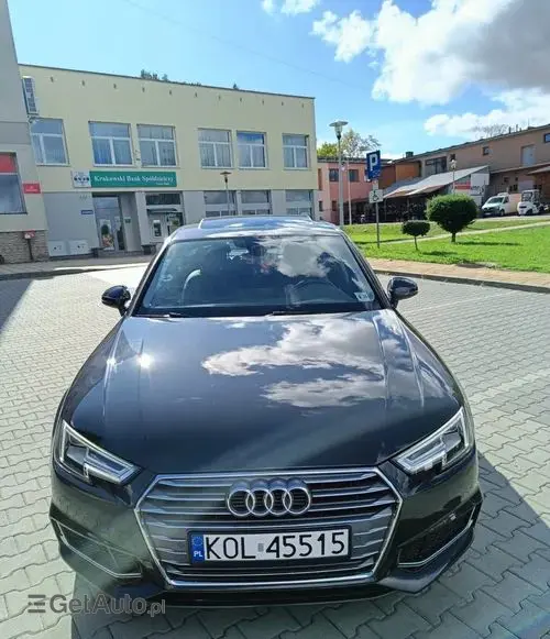 AUDI A4 