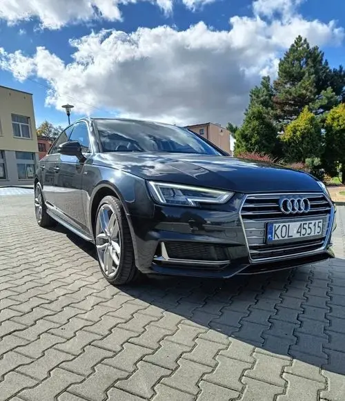 AUDI A4 