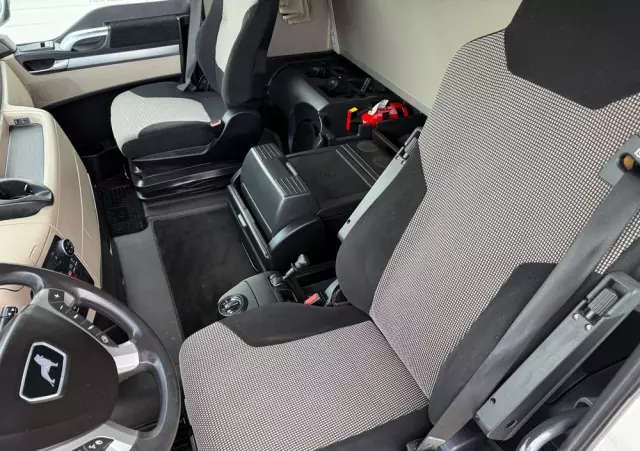 MAN TGX 18.460/Euro6/Retarder/ADR/EfficientLine/bdb stan/serwis MANTopUsed Niemcy/ 