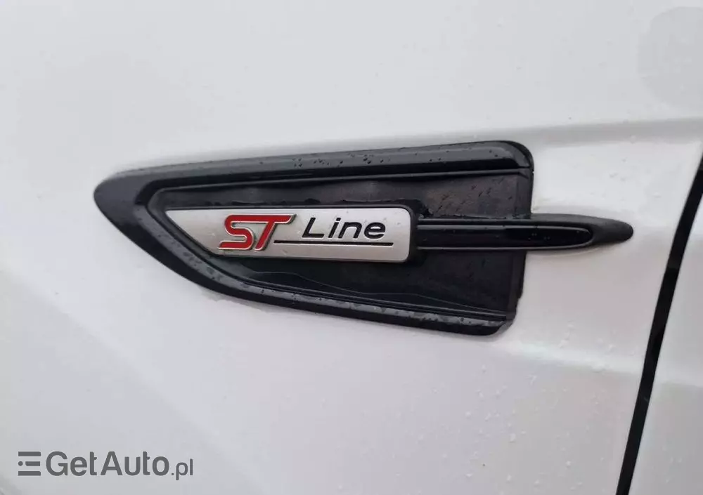 FORD Kuga 1.5 EcoBoost 2x4 ST-Line