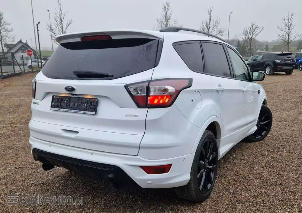 FORD Kuga 1.5 EcoBoost 2x4 ST-Line