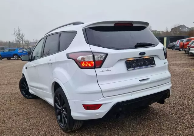 FORD Kuga 1.5 EcoBoost 2x4 ST-Line