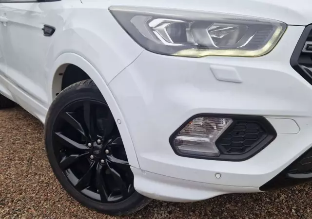 FORD Kuga 1.5 EcoBoost 2x4 ST-Line