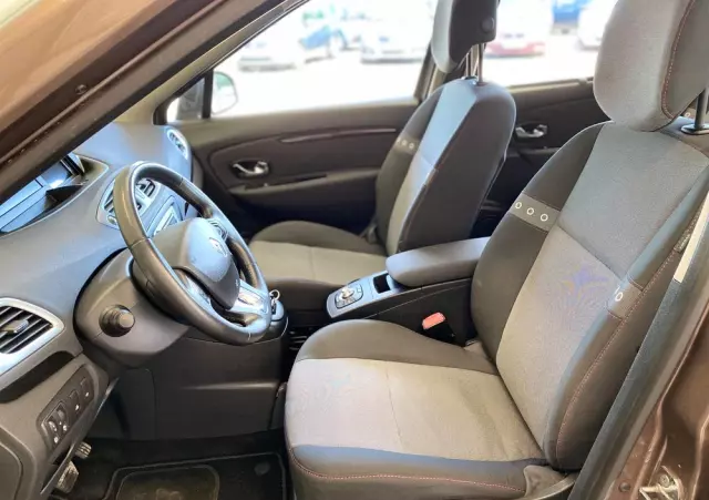 RENAULT Scenic 1.2 TCe Energy Privilege