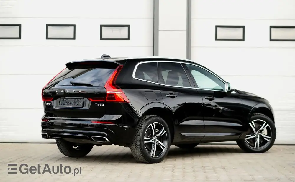 VOLVO XC 60 T6 AWD Geartronic RDesign