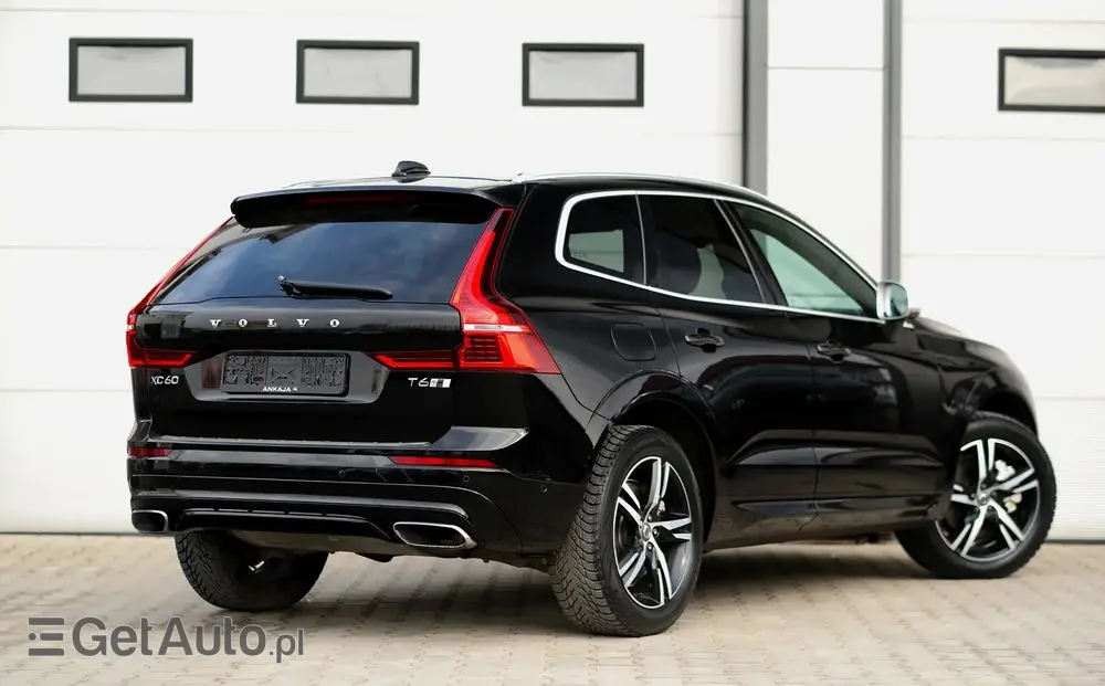 VOLVO XC 60 T6 AWD Geartronic RDesign