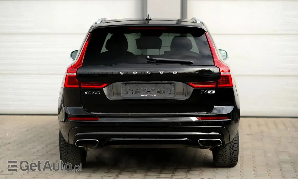 VOLVO XC 60 T6 AWD Geartronic RDesign