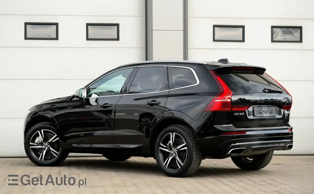 VOLVO XC 60 T6 AWD Geartronic RDesign