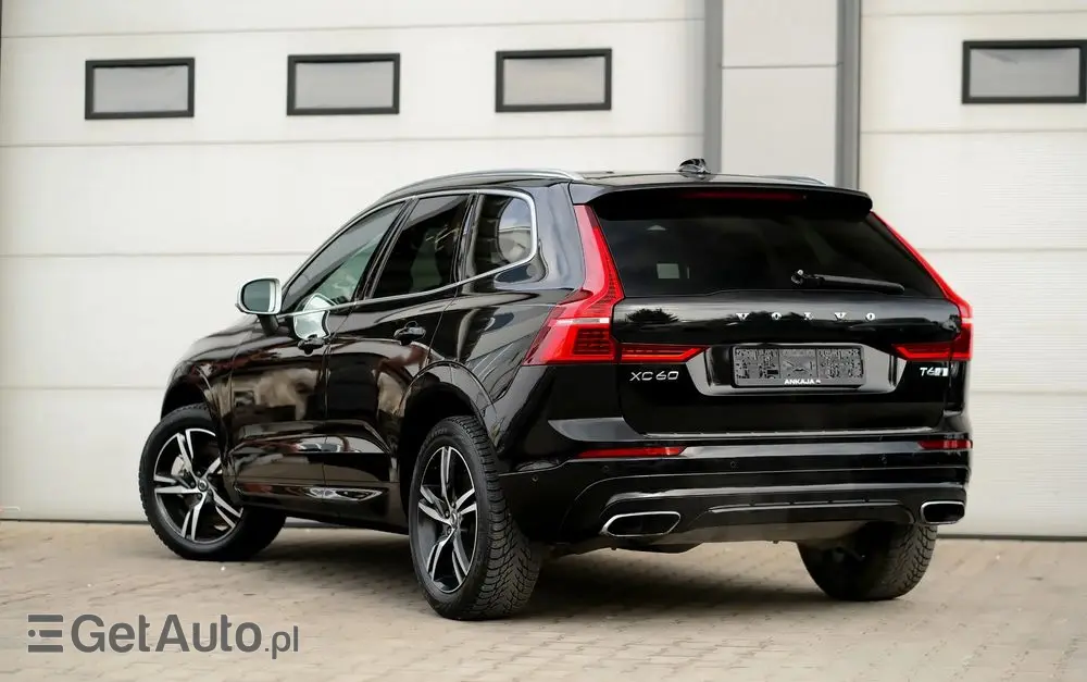 VOLVO XC 60 T6 AWD Geartronic RDesign