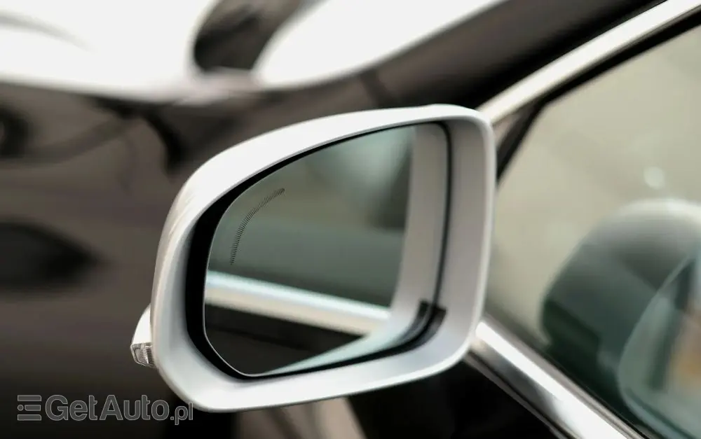 VOLVO XC 60 T6 AWD Geartronic RDesign