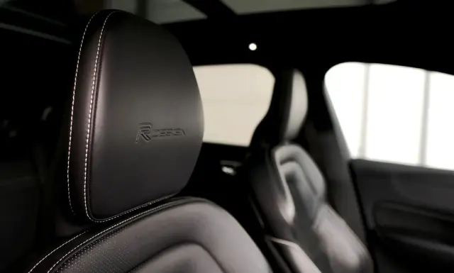 VOLVO XC 60 T6 AWD Geartronic RDesign