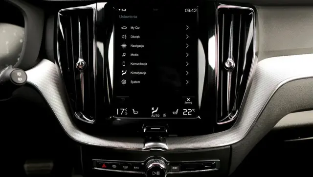 VOLVO XC 60 T6 AWD Geartronic RDesign