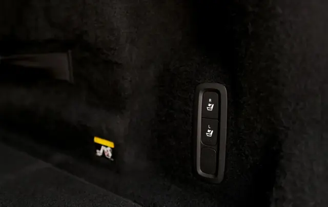 VOLVO XC 60 T6 AWD Geartronic RDesign