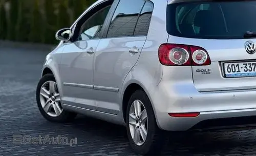 VOLKSWAGEN Golf Plus 