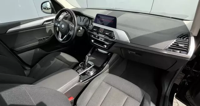 BMW X3 XDrive20d Business Edition