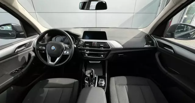 BMW X3 XDrive20d Business Edition