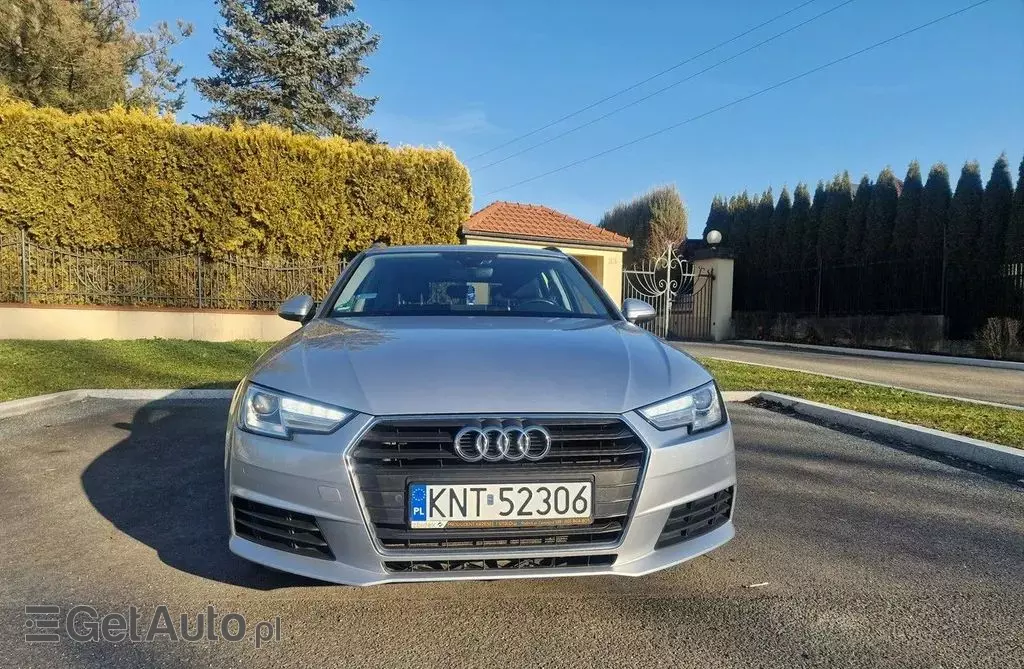 AUDI A4 