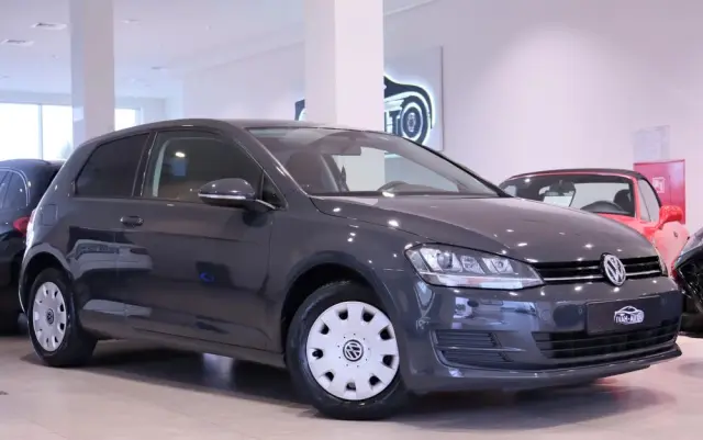 VOLKSWAGEN Golf 1.6 TDI BlueMotion Technology Cup