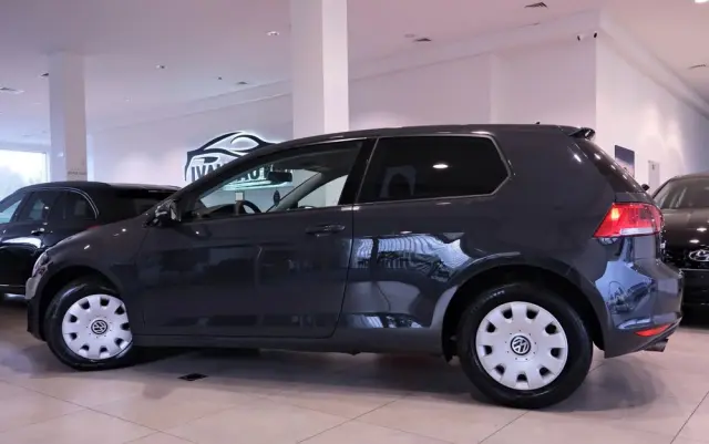 VOLKSWAGEN Golf 1.6 TDI BlueMotion Technology Cup