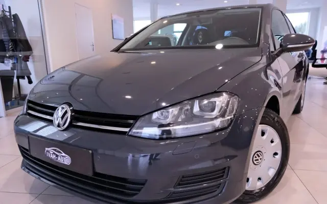 VOLKSWAGEN Golf 1.6 TDI BlueMotion Technology Cup