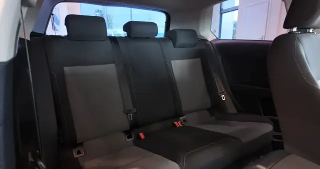 VOLKSWAGEN Golf 1.6 TDI BlueMotion Technology Cup