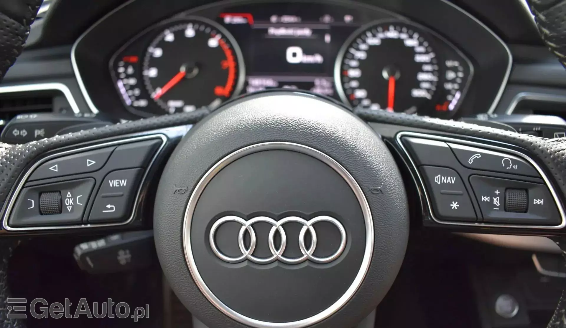 AUDI A4 