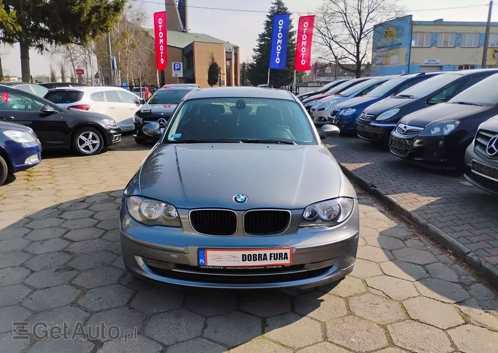 BMW Seria 1 118d xDrive