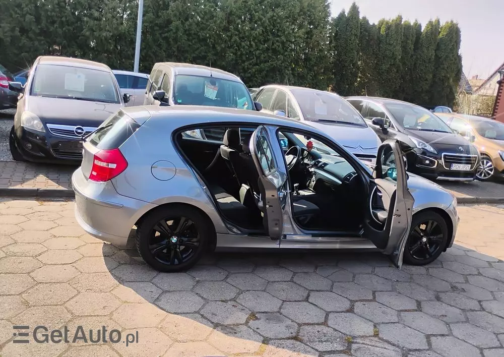 BMW Seria 1 118d xDrive