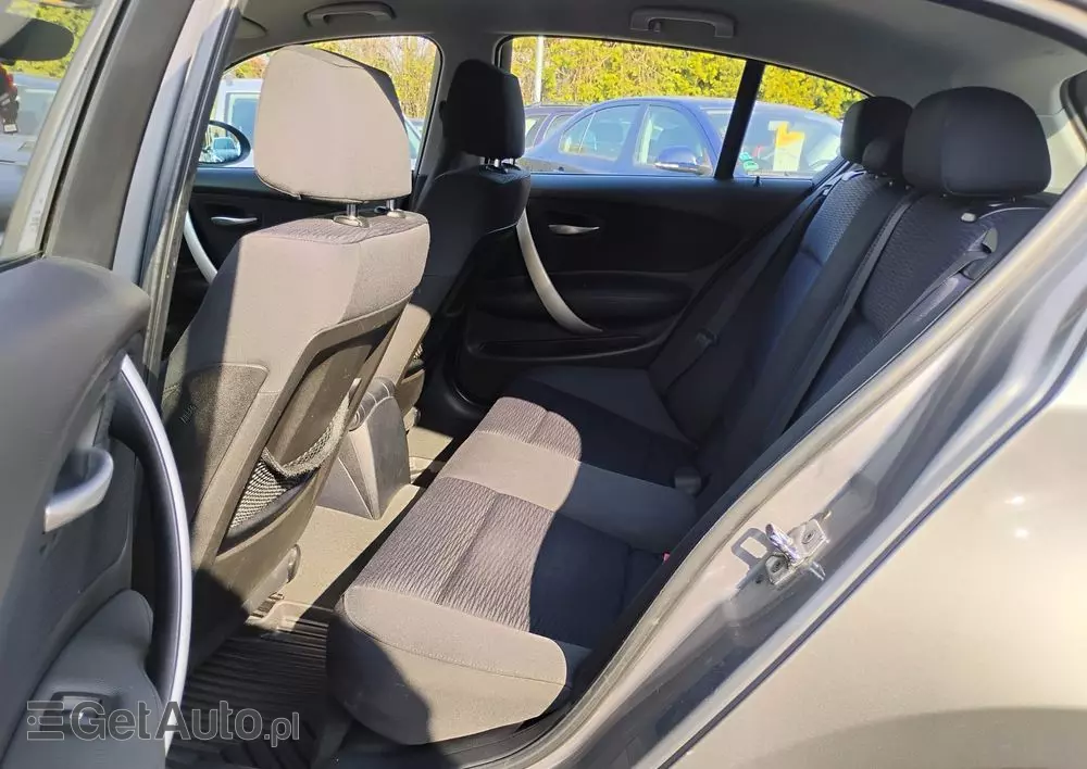 BMW Seria 1 118d xDrive