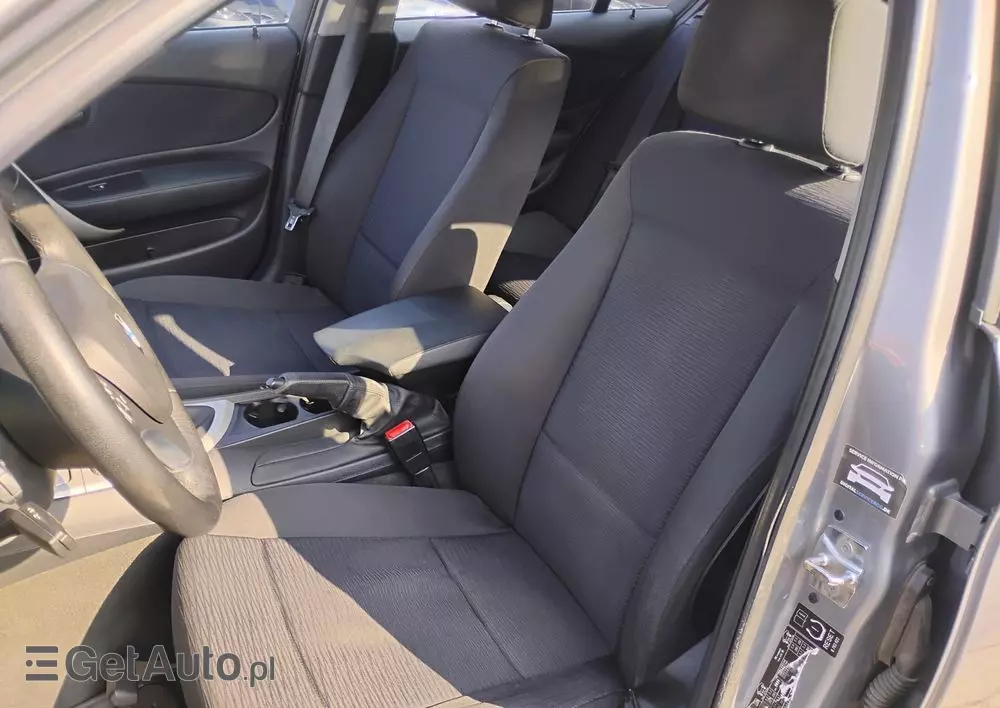 BMW Seria 1 118d xDrive
