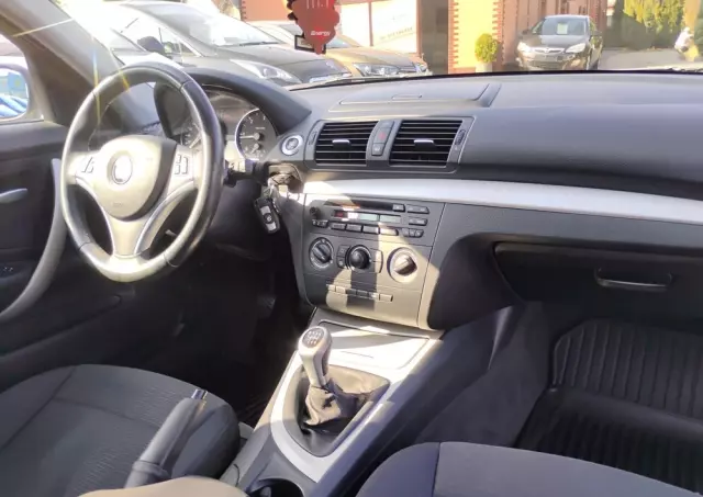 BMW Seria 1 118d xDrive