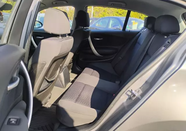 BMW Seria 1 118d xDrive