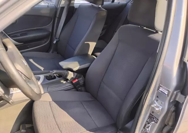 BMW Seria 1 118d xDrive