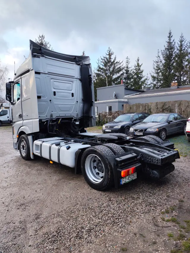MERCEDES-BENZ Actros 