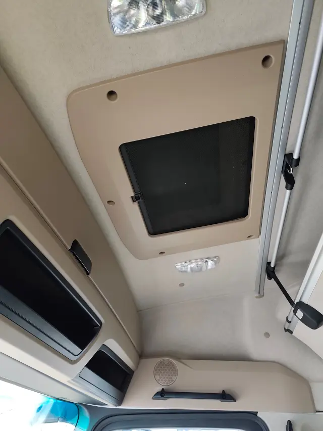 MERCEDES-BENZ Actros 