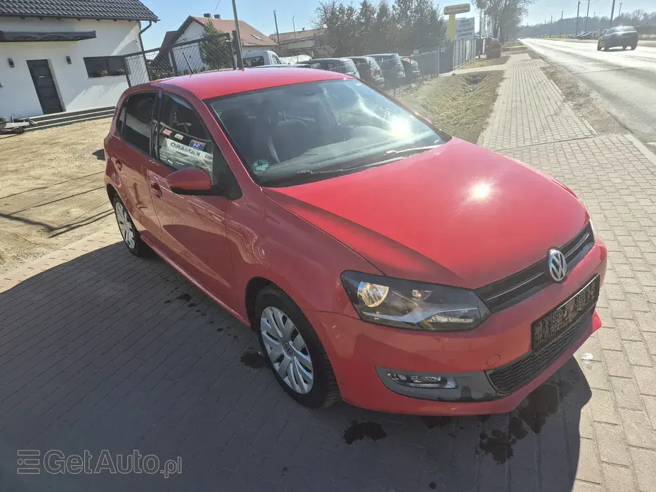 VOLKSWAGEN Polo Highline